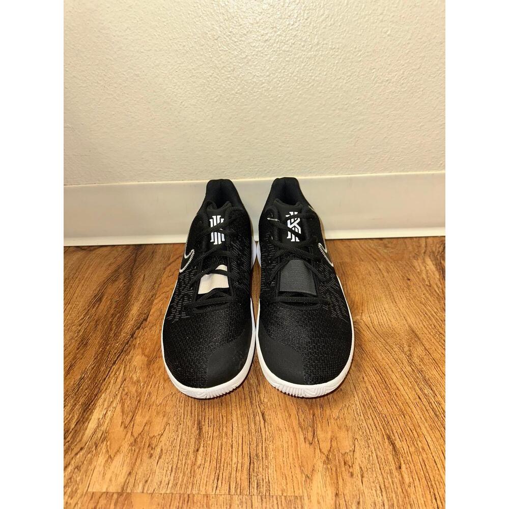 Nike Kyrie Flytrap 2 Black White Sample - image 4